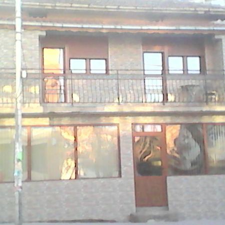 Guest House Lili Petricz Zewnętrze zdjęcie