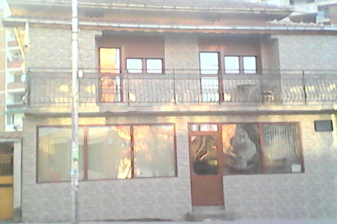 Guest House Lili Petricz Zewnętrze zdjęcie